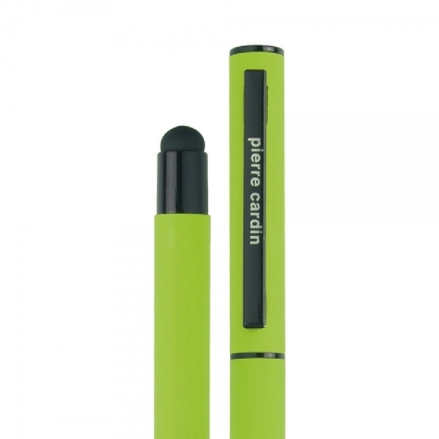 Zestaw piśmienniczy długopis i pióro kulkowe CELEBRATION Pierre Cardin GM-B040100-29 zielony