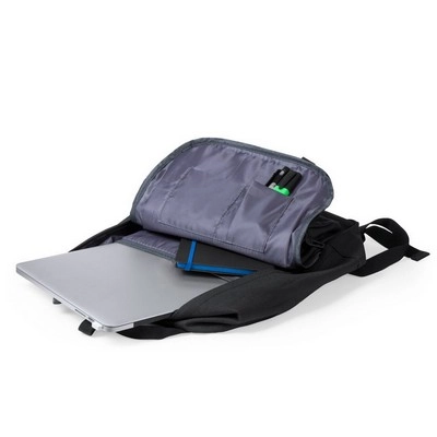 Plecak na laptopa V8955-03 czarny