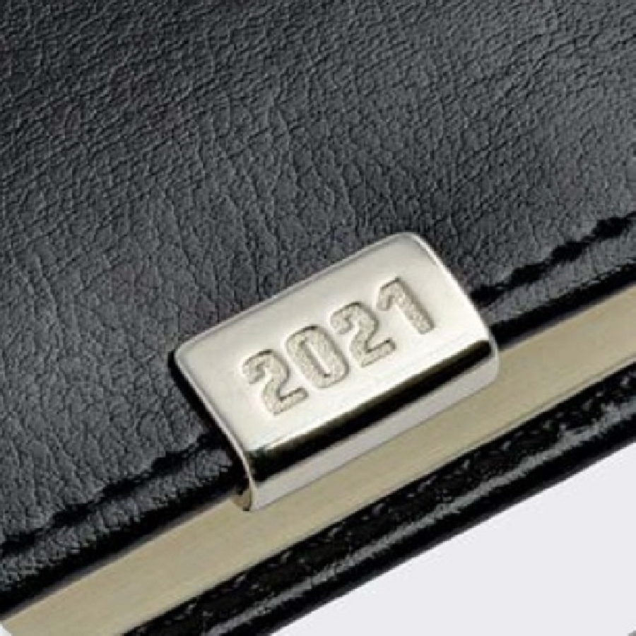Kalendarz A4, Cross z gumką z metalową datówką, tygodniowy, z registrami Srebny z gumką szarą 21a4t155rk-srebny-z-gumka-szara