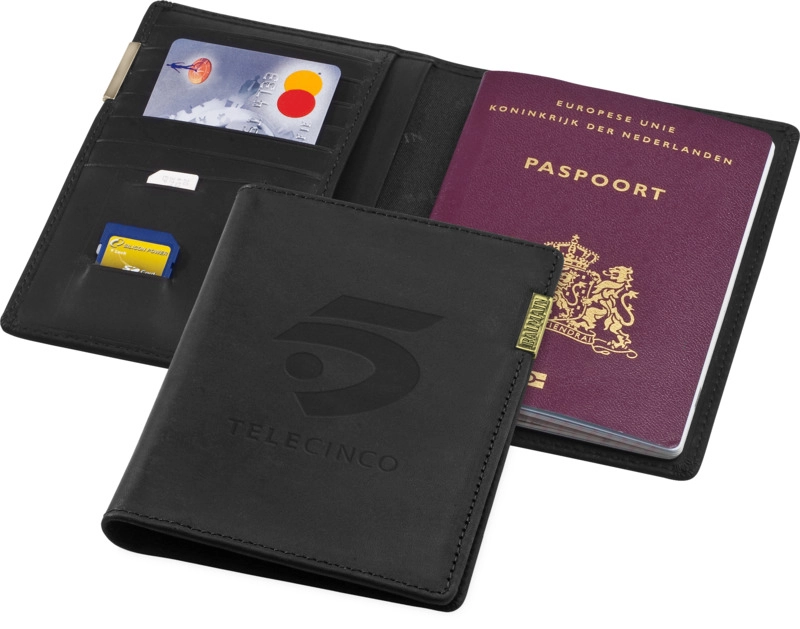 Portfel paszportowy PFC-11983100 czarny