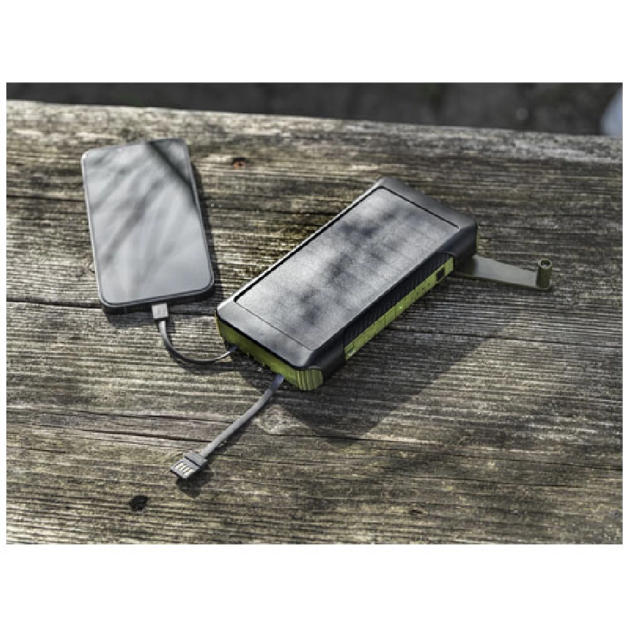 Soldy powerbank solarny o pojemności 10 000 mAh z dynamem wykonany z tworzyw sztucznych pochodzących z recyklingu z certyfika PFC-12434664